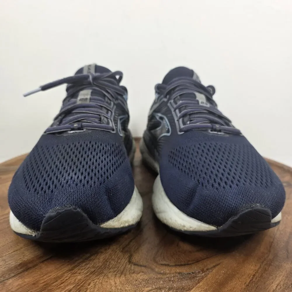 Brooks Beast GTS 23 Peacoat White Mens Navy Blue Size 8 2E Wide Running Shoes